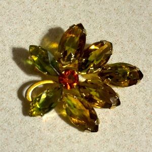 Vintage Made in Austria gold tone crystal broach green, amber,orange (692)